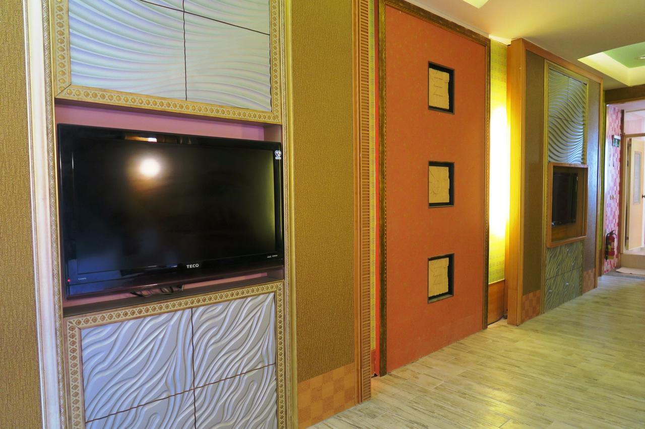 富晴汽車旅館fu Ching Motel Changhua City Exterior foto